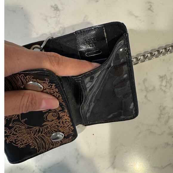 Vintage 90s black leather trifold biker chain wallet skull design goth grunge - Picture 8 of 11